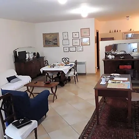 Casa Conte Bed & Breakfast Terracina